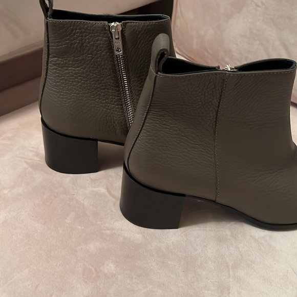 Everlane women's boots. - Picture 2 of 6